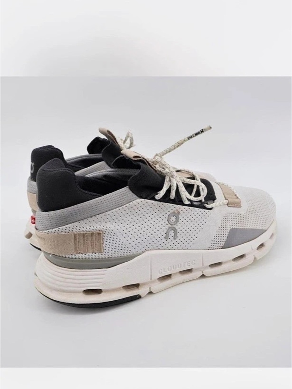 On Cloudnova Athletic Sneakers in White & Gray 8.5